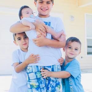 Meet your Posher, Priscila